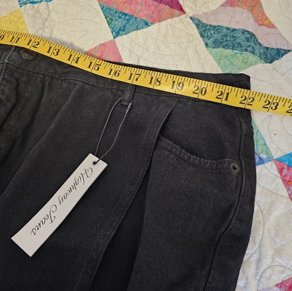 Highway Jeans Black Denim Plus Sized Skort Size 22 NWT - Picture 4 of 9